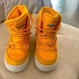 Kids snow boots